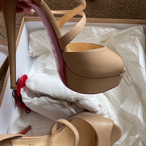 In good condition if you have any question feel free to ask - Picture 1 of 6